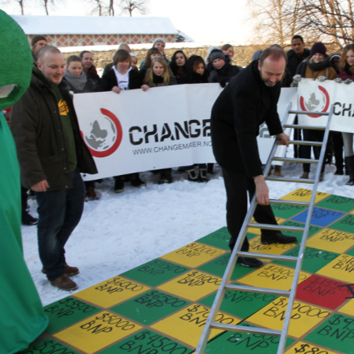 Changemakers handelskampanje: Giske setter ned stigen!